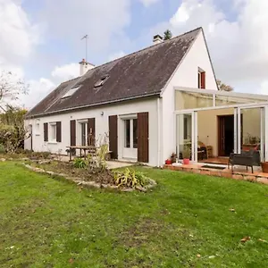 Maison Familiale Avec Grand Jardin - Proche Crach
